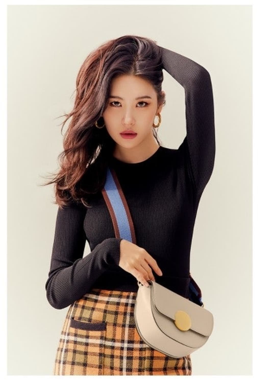 오야니 ORYANY 로티 새들 소가죽 크로스백 상품이미지1