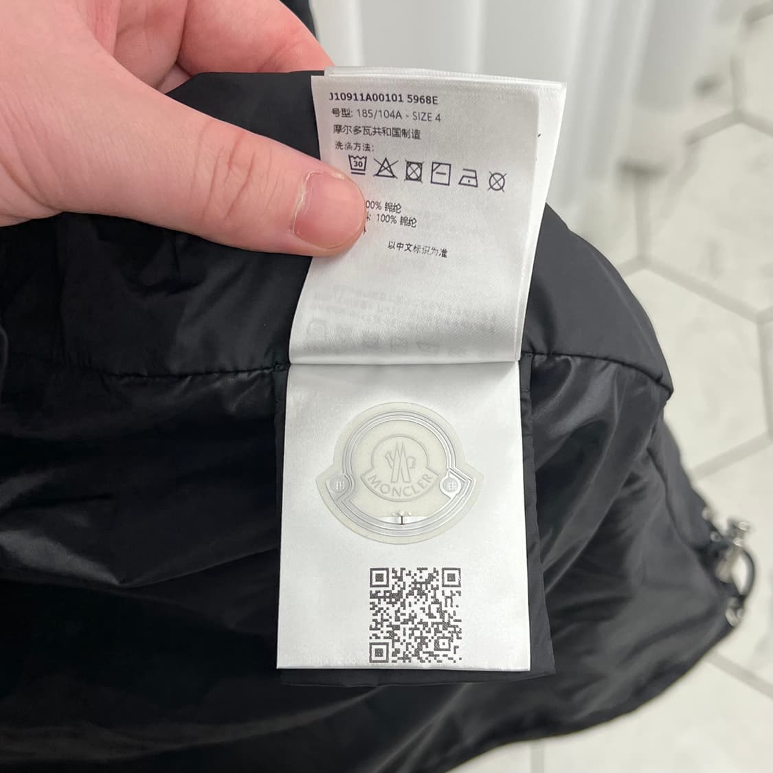 24ss 몽클레어 에티아슈 후드바람막이 블랙 (4) 상품이미지10