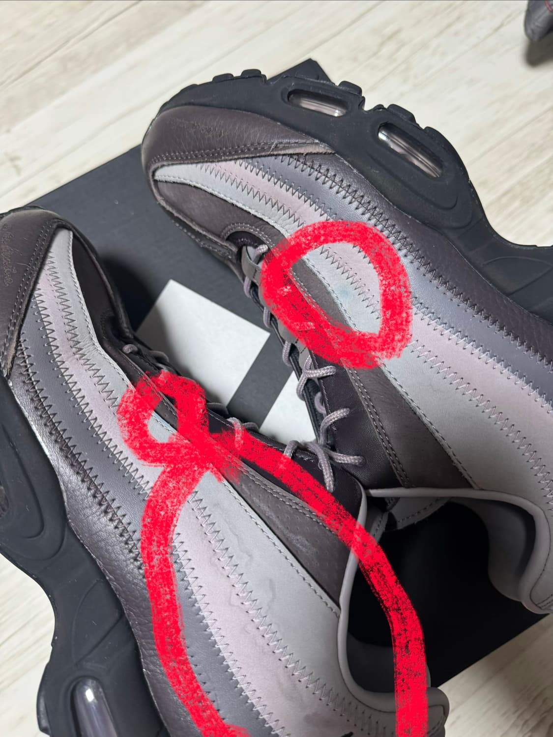 나이키 x 아 마 마니에르 에어맥스 95 W.Y.W.S. 상품이미지7