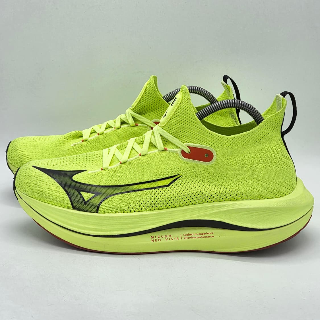 미즈노 네오 비스타 옐로우 라임 블랙 (280) 상품이미지1