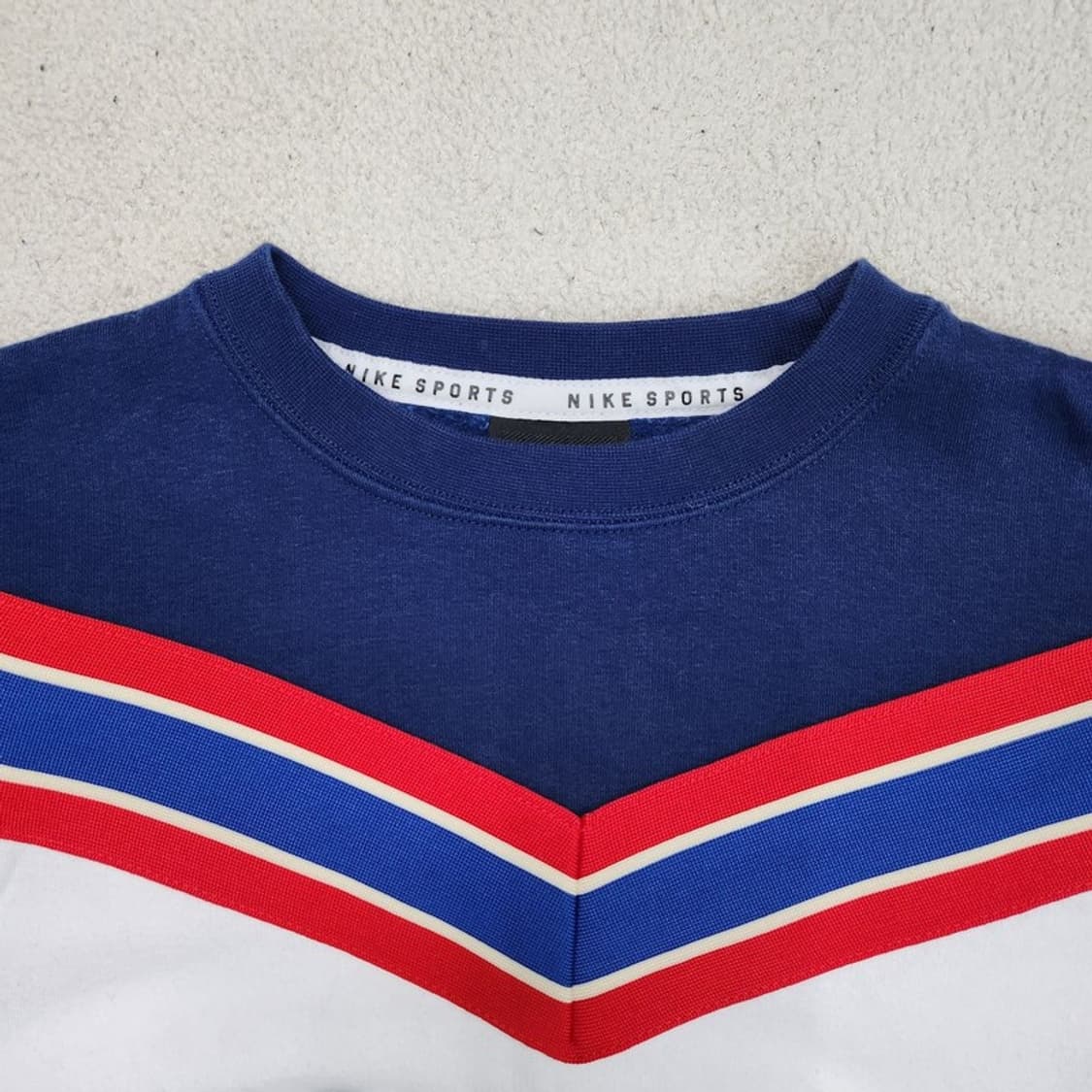 NIKE 뉴트로 맨투맨  S 상품이미지2