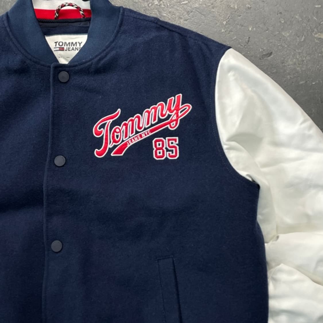 100 타미힐피거 바시티 자켓 상품이미지2