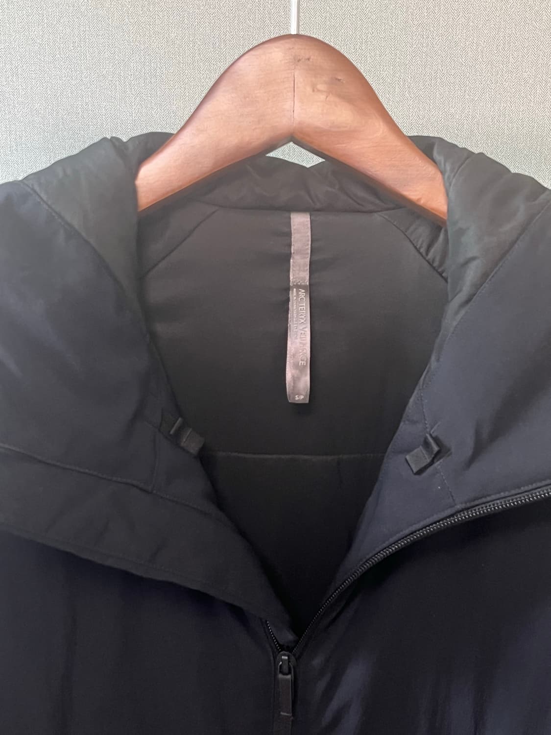 아크테릭스 베일런스 미온 (Mionn IS) 코트 패딩 블랙 s 상품이미지7