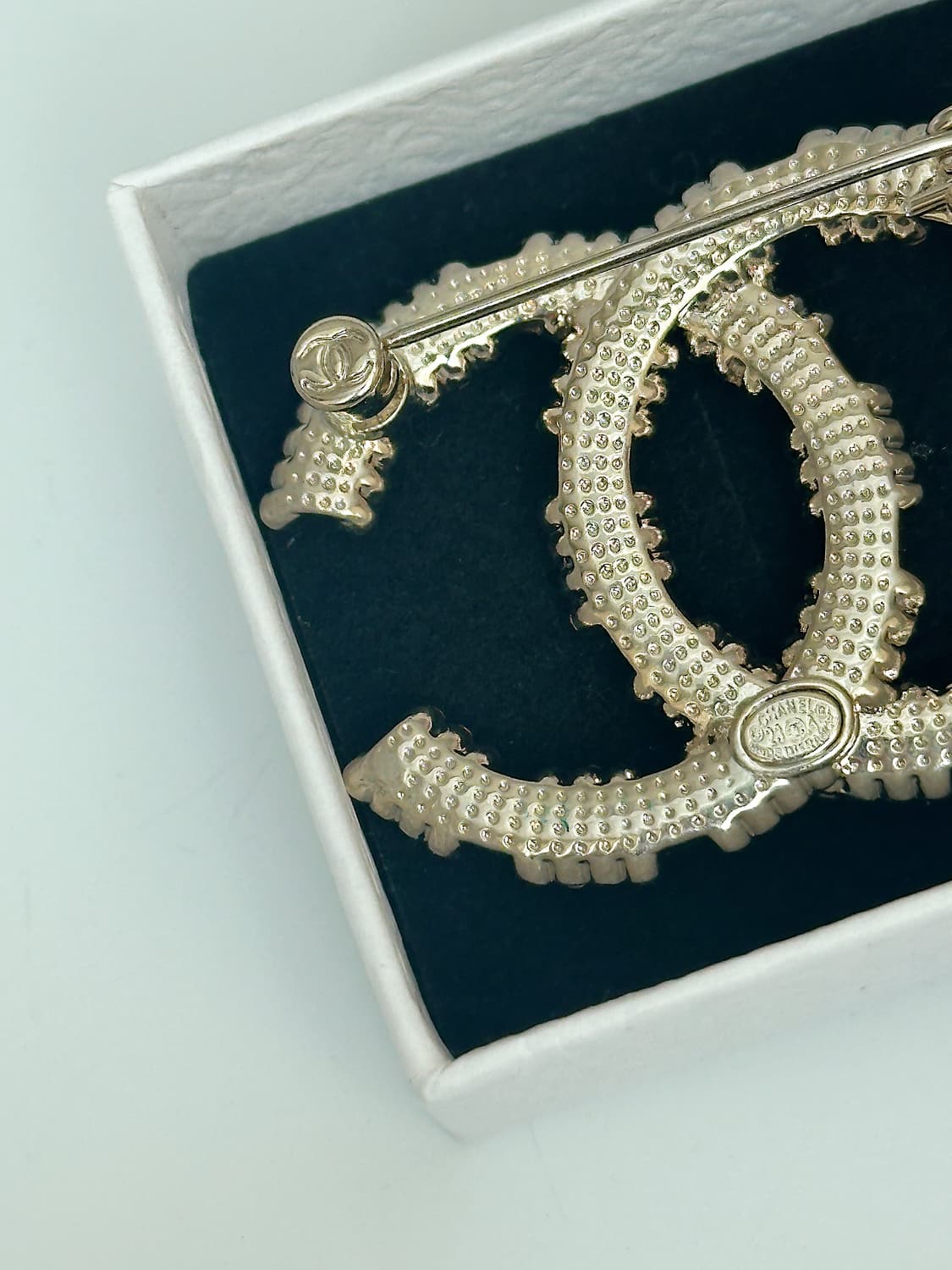 샤넬 실버 스퀘어 진주 업사이클링 브로치 상품이미지5