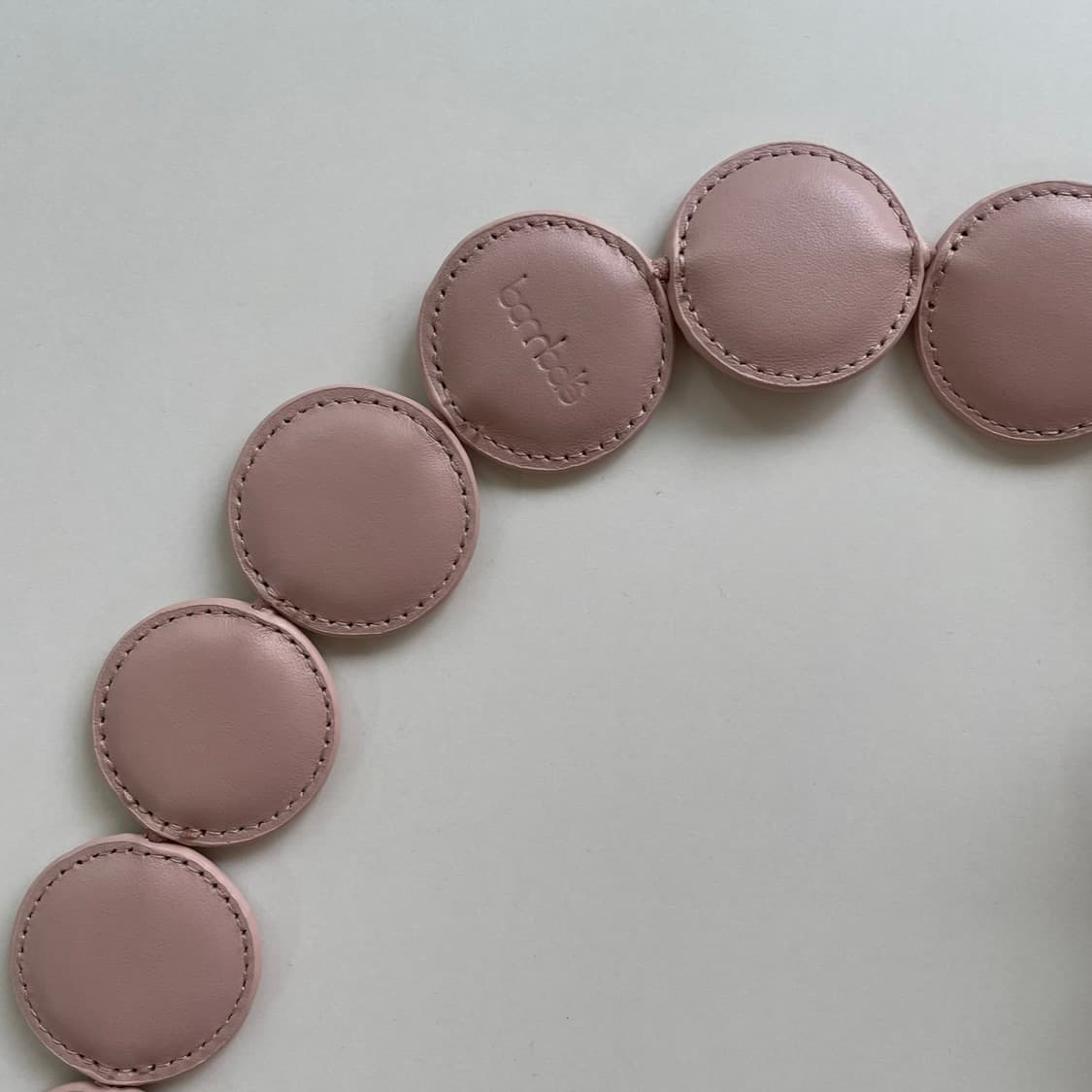 밤볼레 dumpling bag beige pink  상품이미지5
