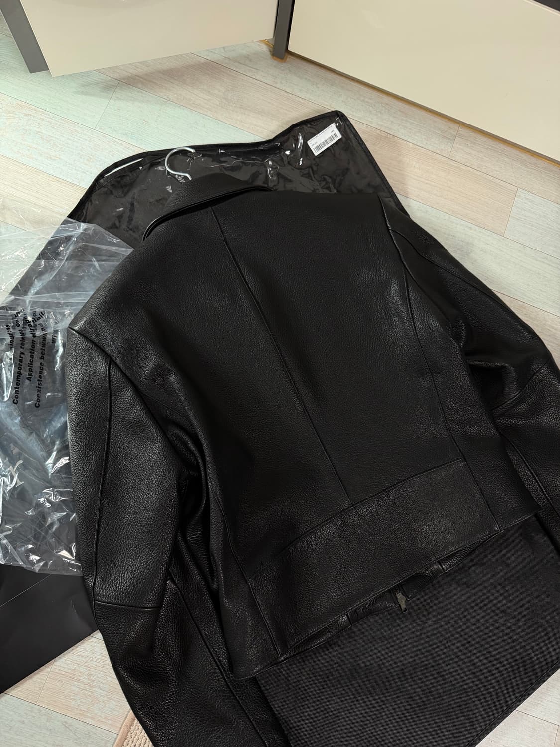 노이어 고트 슈렁큰 레더 자켓 블랙 48 상품이미지5