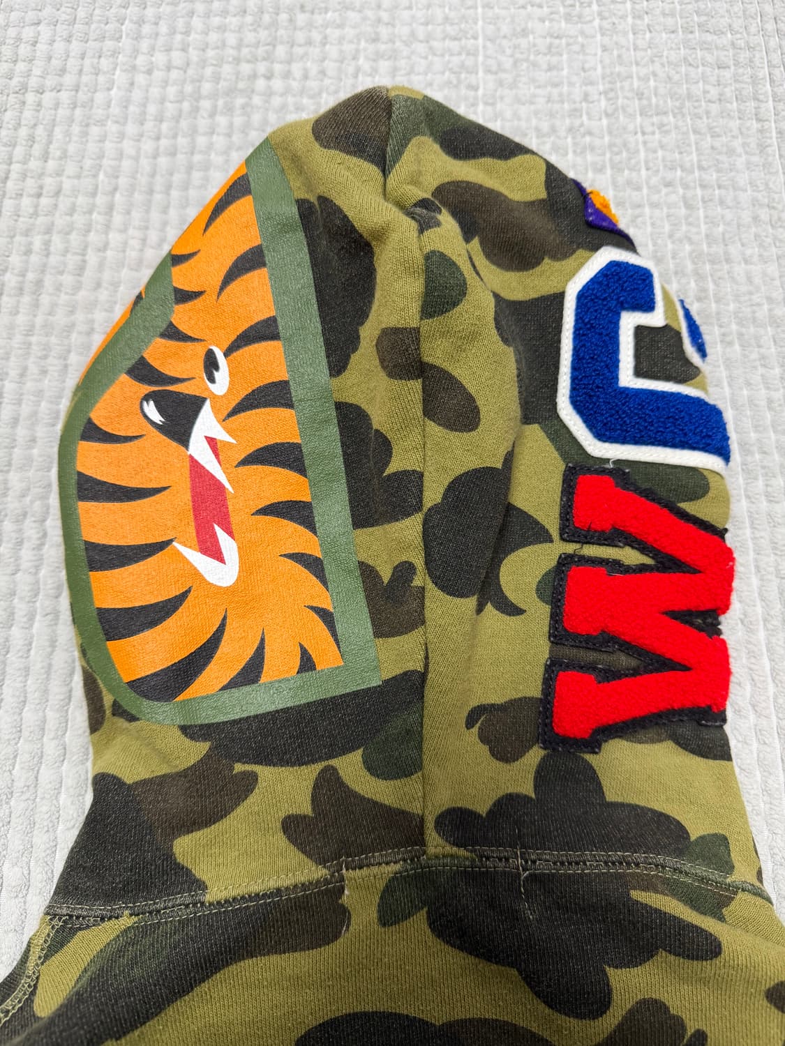 베이프 녹계 샤크 후드 집업 상품이미지9