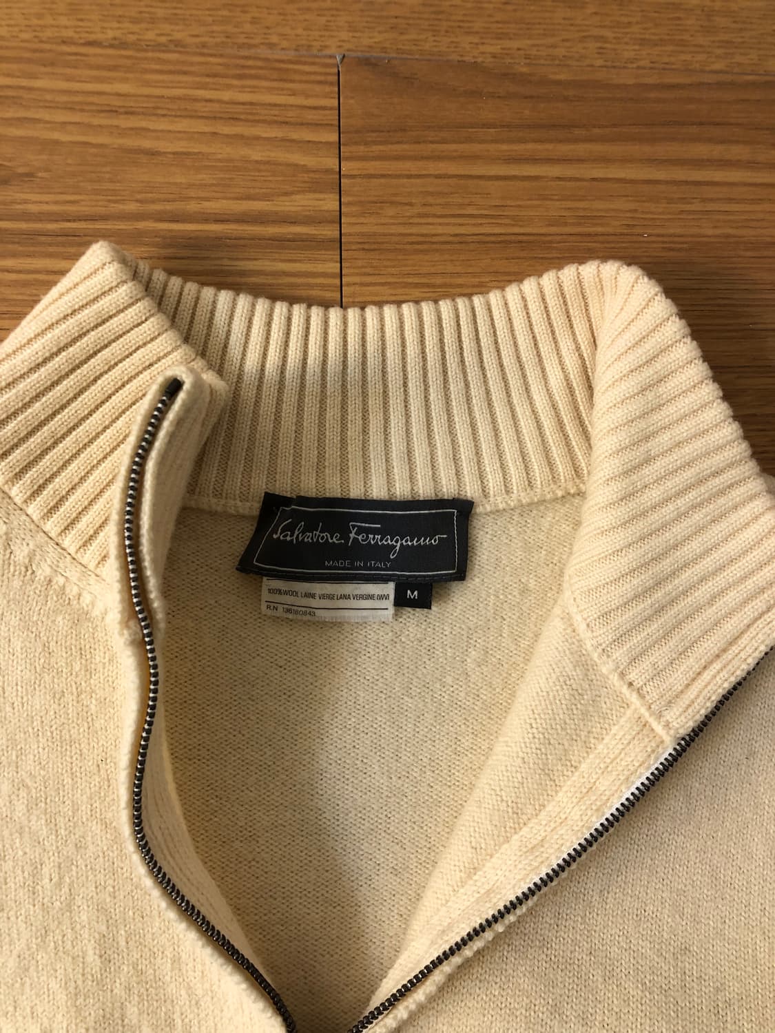 살바토레 페라가모 1/4 집 니트 상품이미지7