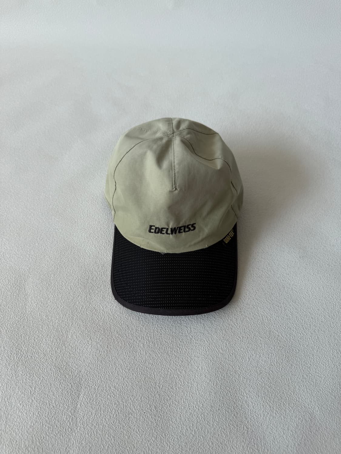 고어텍스(GORE-TEX) 아웃도어 캡 상품이미지1