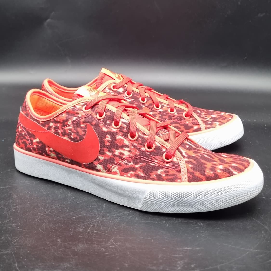 나이키 캔버스프린트 여성스니커즈240 상품이미지1