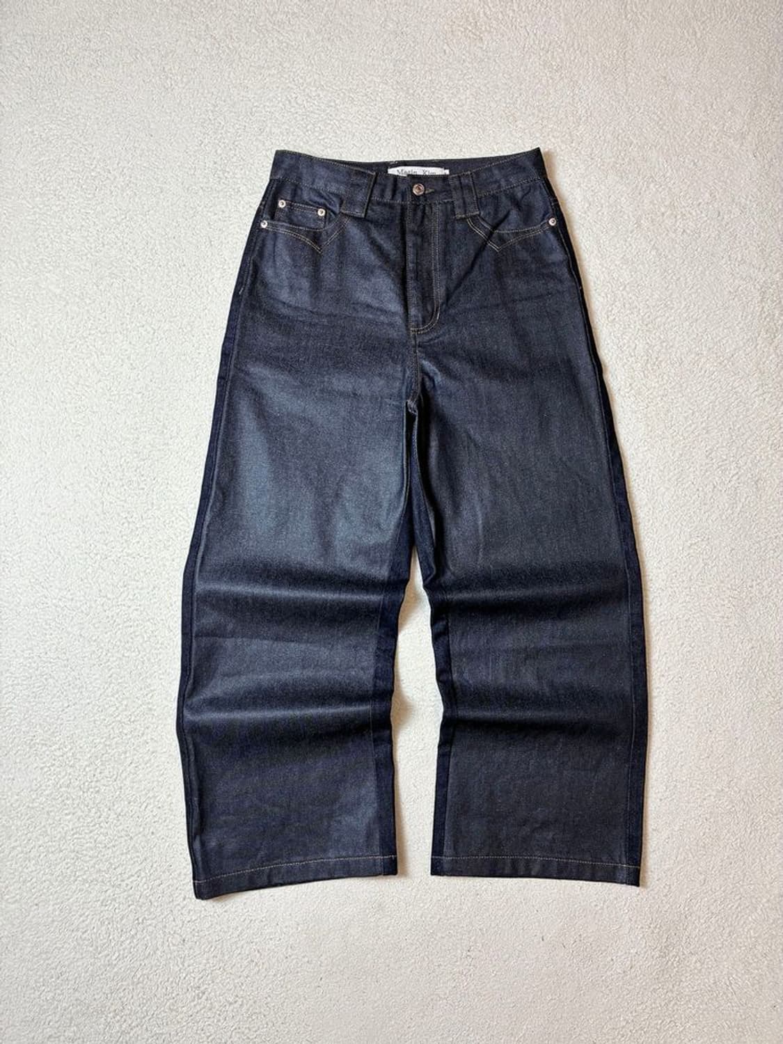 마뗑킴 23FW 포켓 스티치 코팅 데님 팬츠 PN7032 상품이미지1