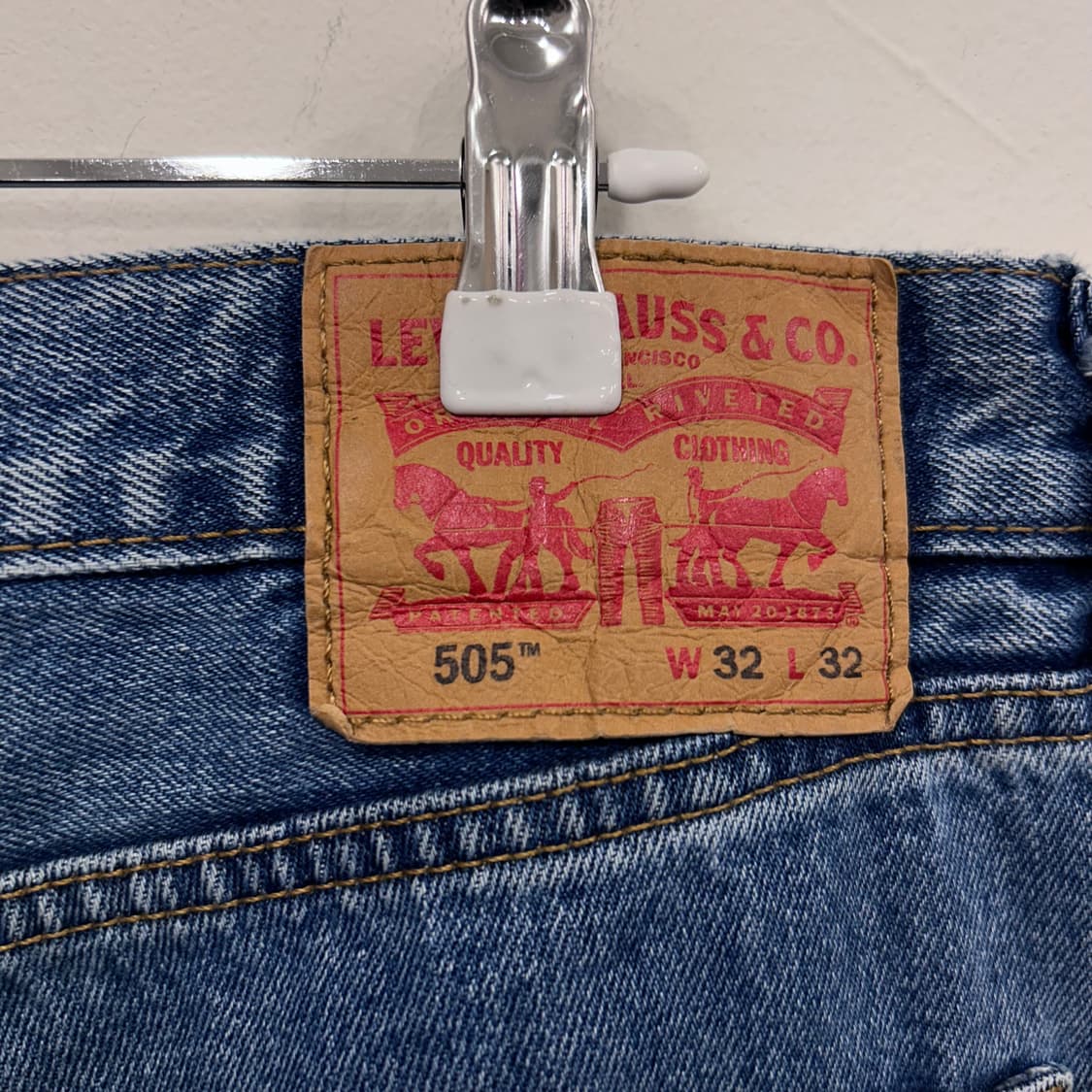 리바이스 505 레귤러 스트레이트 데님팬츠 상품이미지3