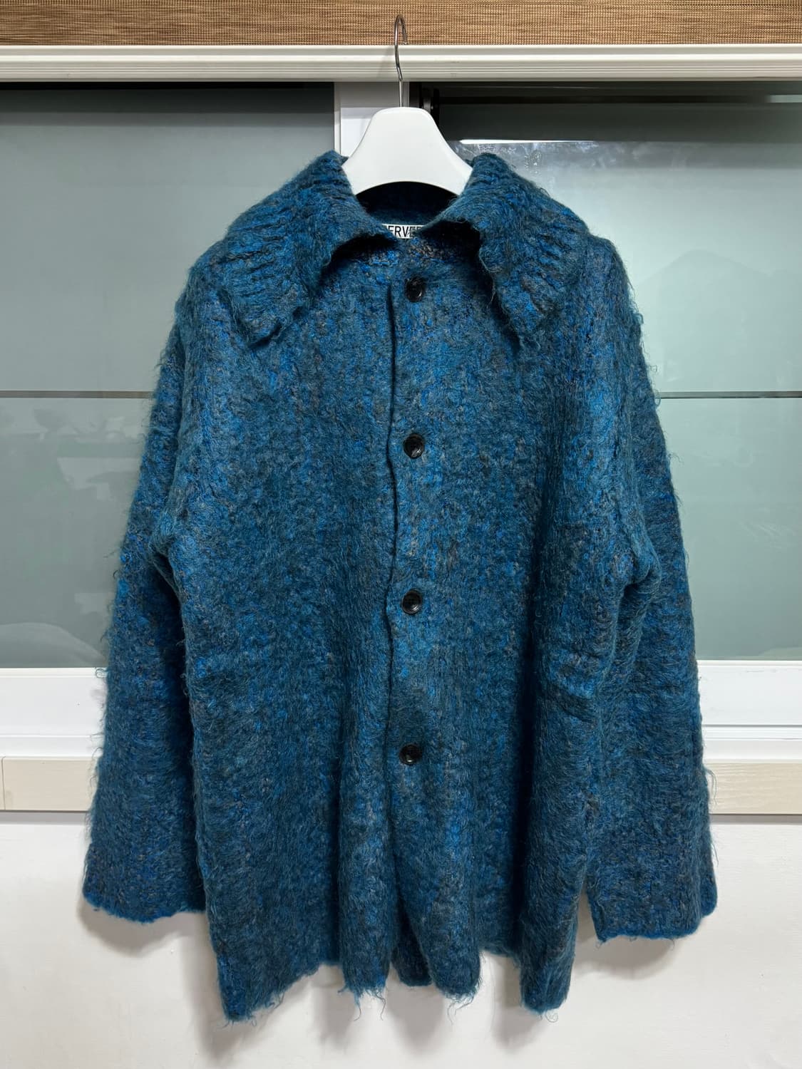 perverze 퍼버즈 테디 니트 코트 블루 상품이미지4