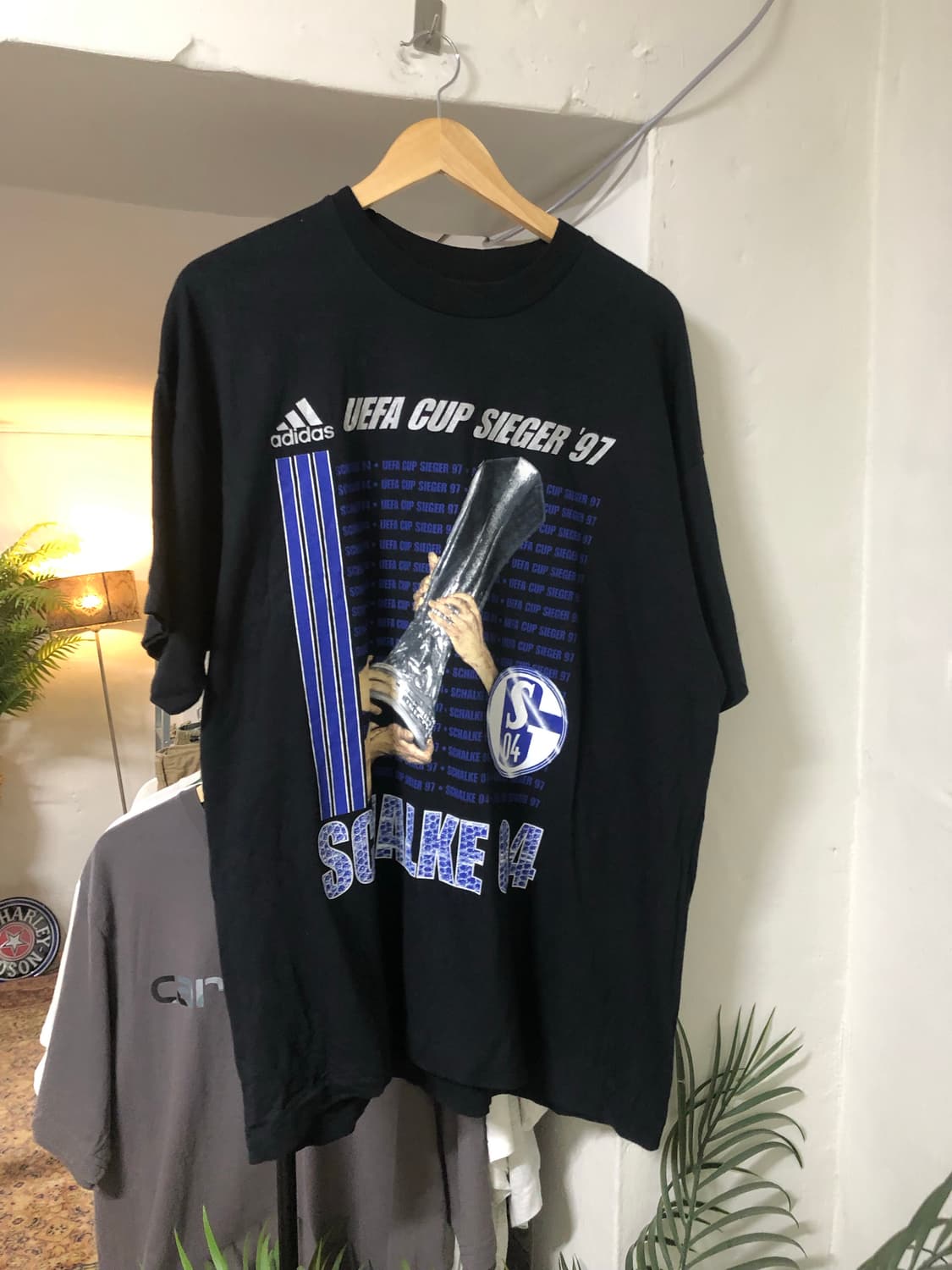Adidas UEFA CUP Sieger '97 black tee 상품이미지1