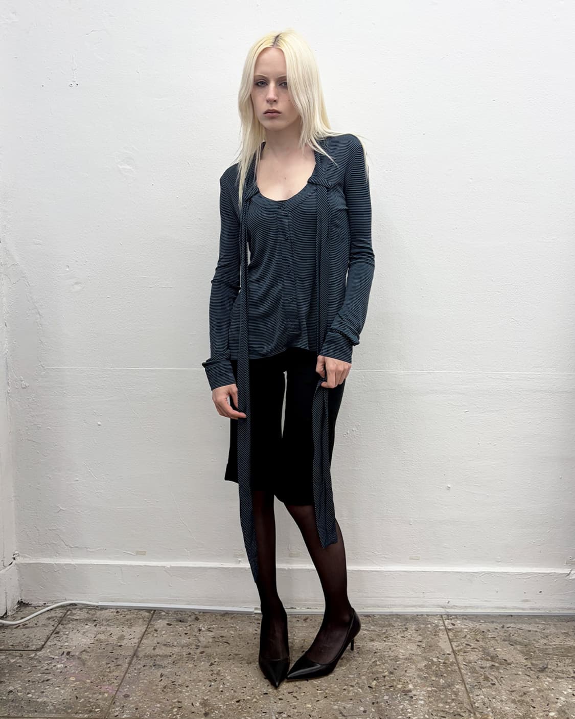 발렌시아가 2002S/S 스트라이프 타이 넥 탑 상품이미지7