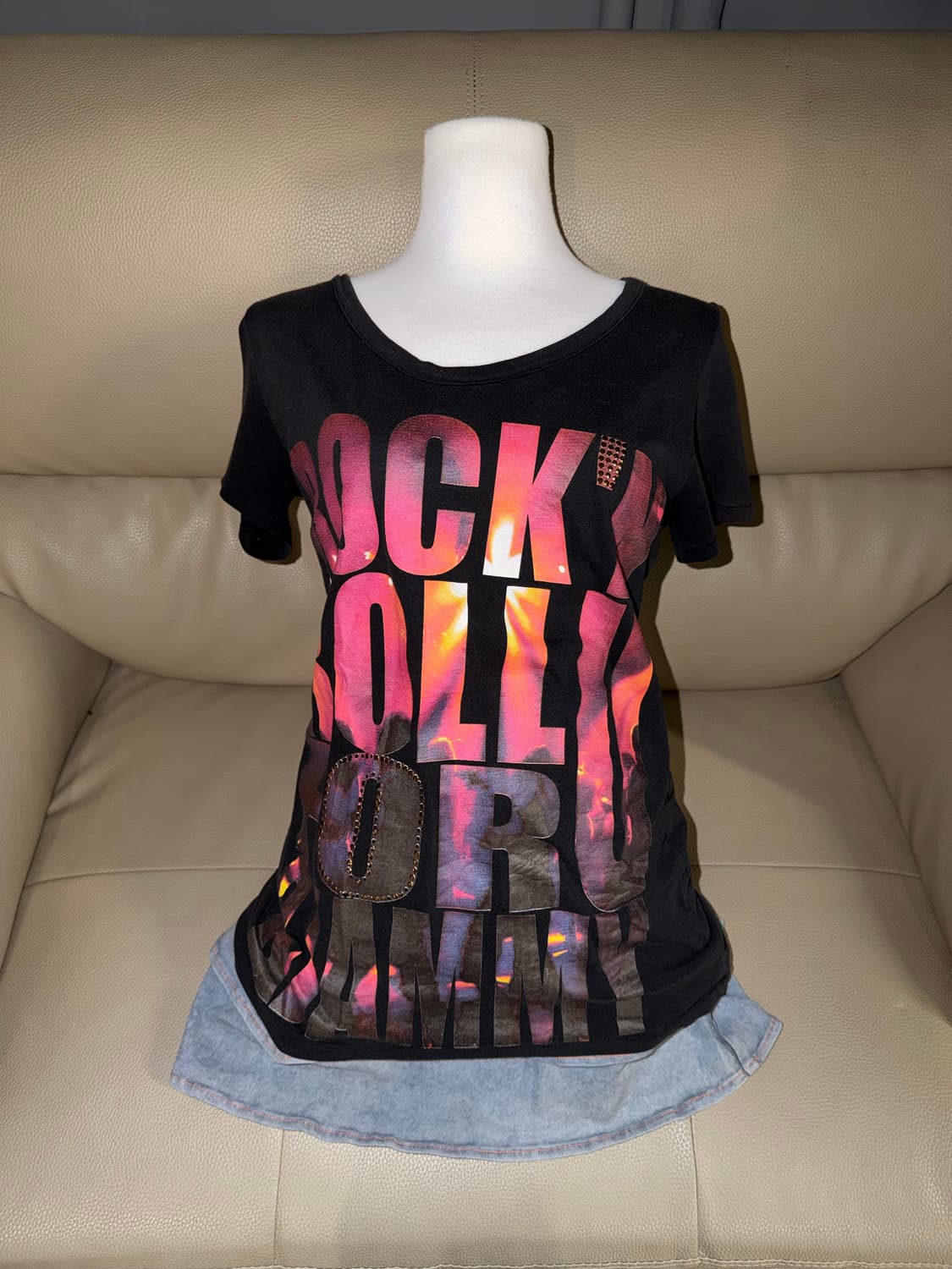 Rock full lettering detail top 상품이미지1
