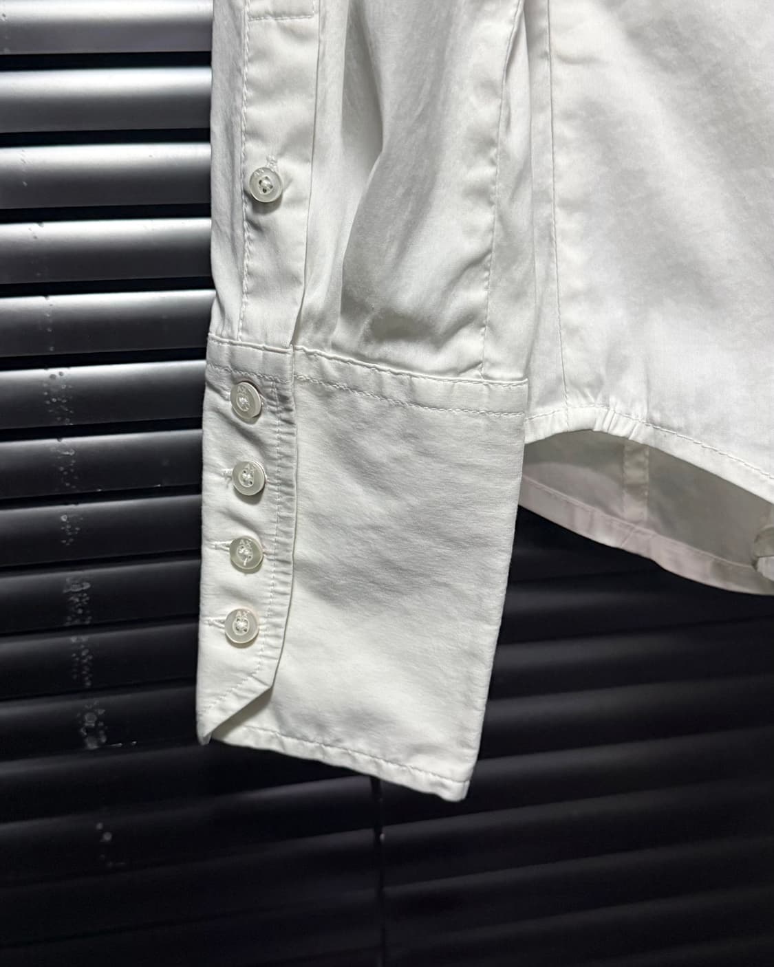 아르마니 익스체인지 화이트 셔츠 흰색 하이넥 커프스 로리 고스 펑크 락 상품이미지7