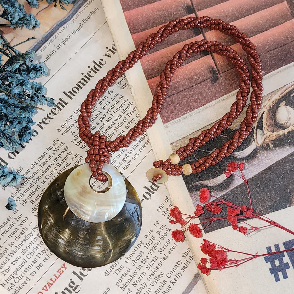 90s 프랑스 빈티지 쥬얼리 에스닉 레드문 자개 목걸이 보헤미안 스타일 상품이미지2