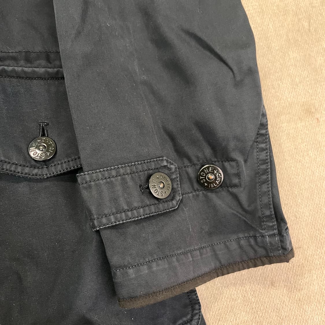 100 스톤아일랜드 무솔라 고마타 롱자켓 상품이미지5