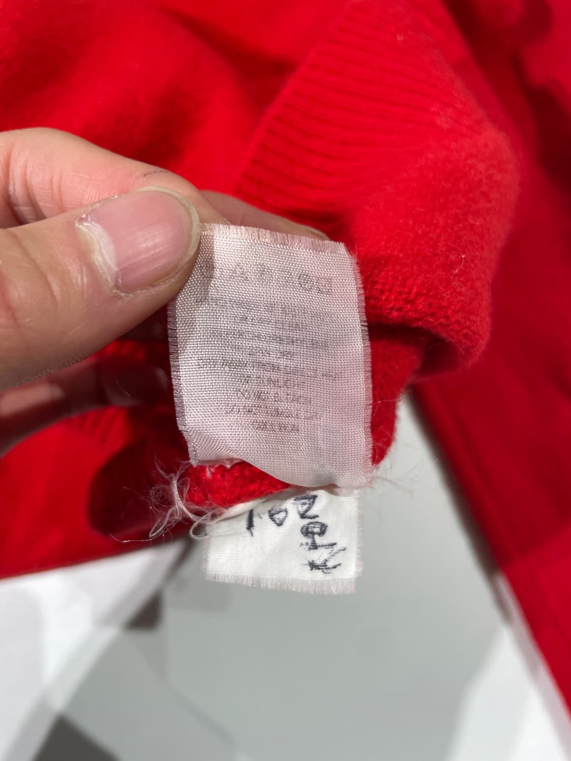 버버리 레드 월계수 로고 크루넥 울 니트 상품이미지9