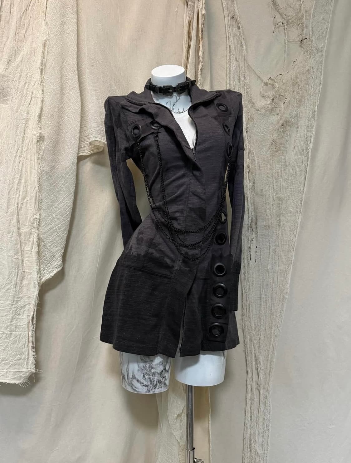 Salvage Eyelet Detail Chain Zipup 상품이미지1