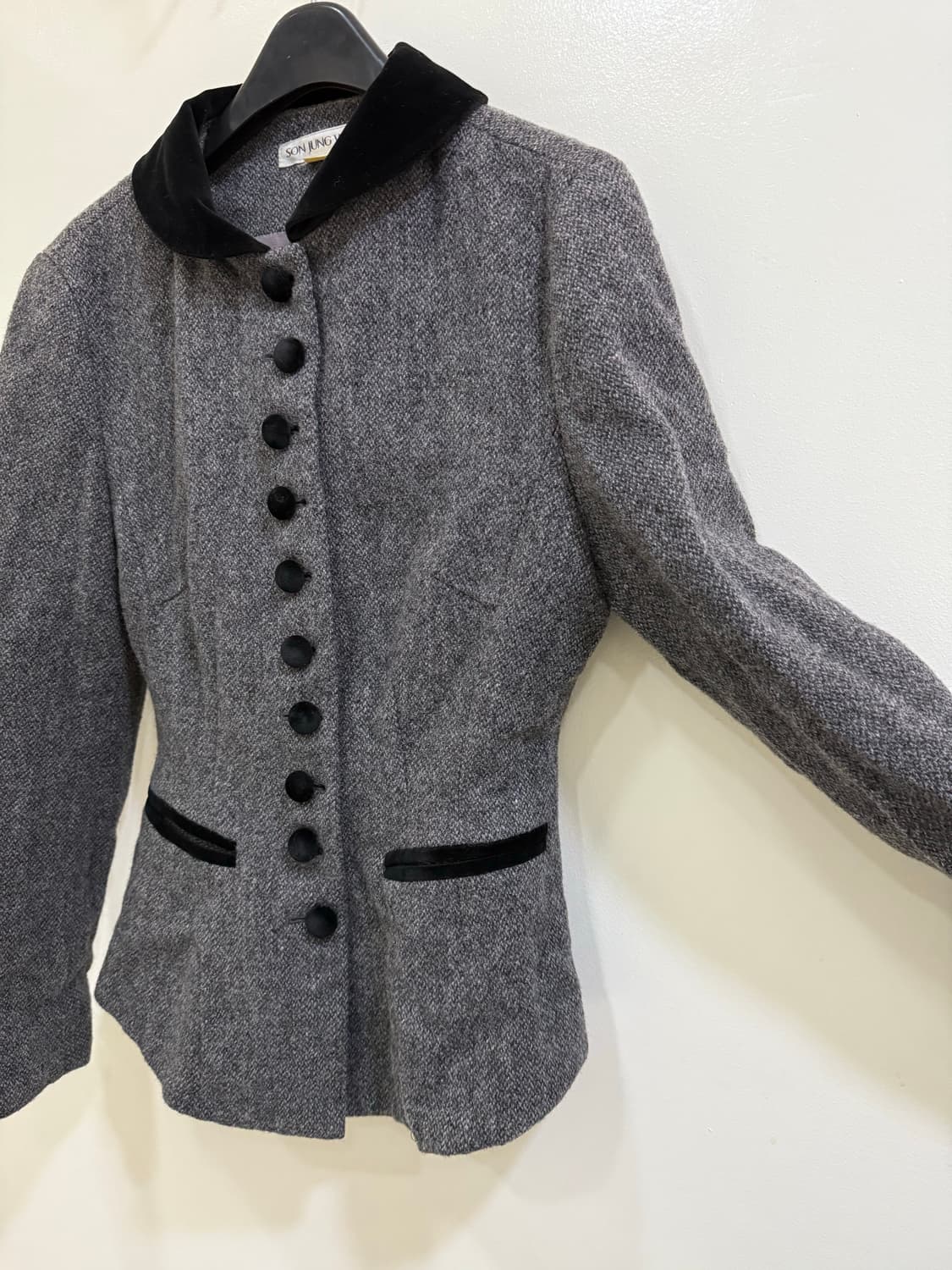 손정완 그레이 트위드 자켓 정품 상품이미지3