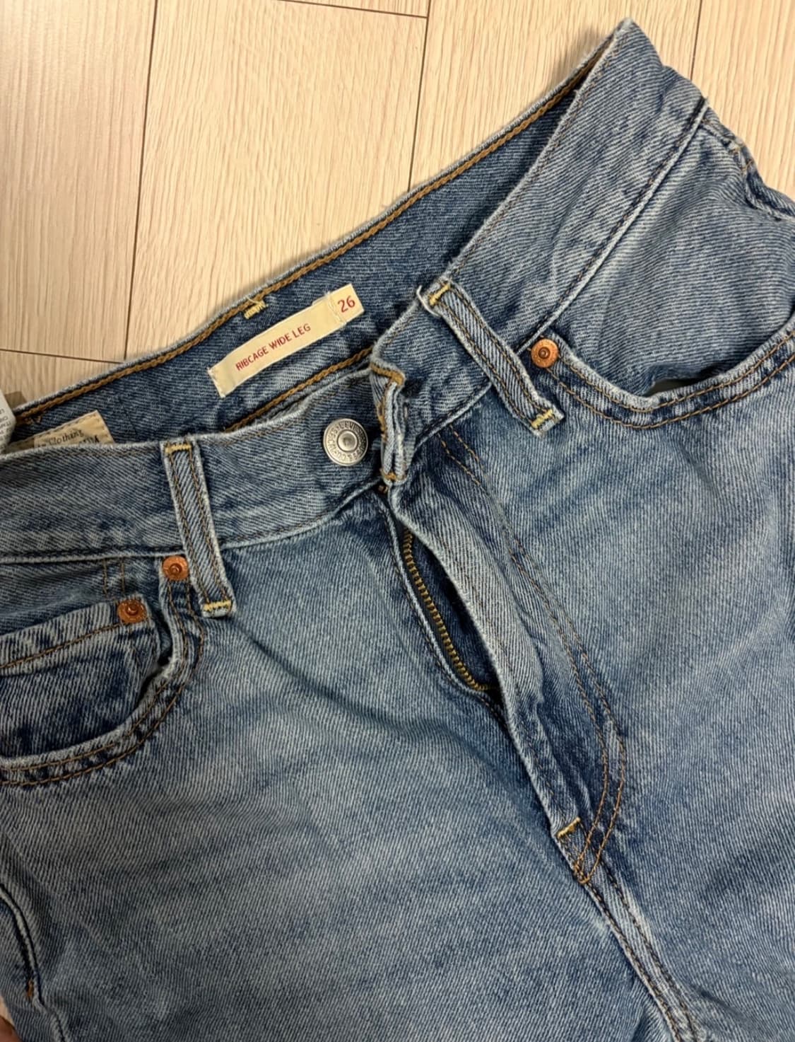 리바이스 립케이지 와이드레그 26사이즈 상품이미지2