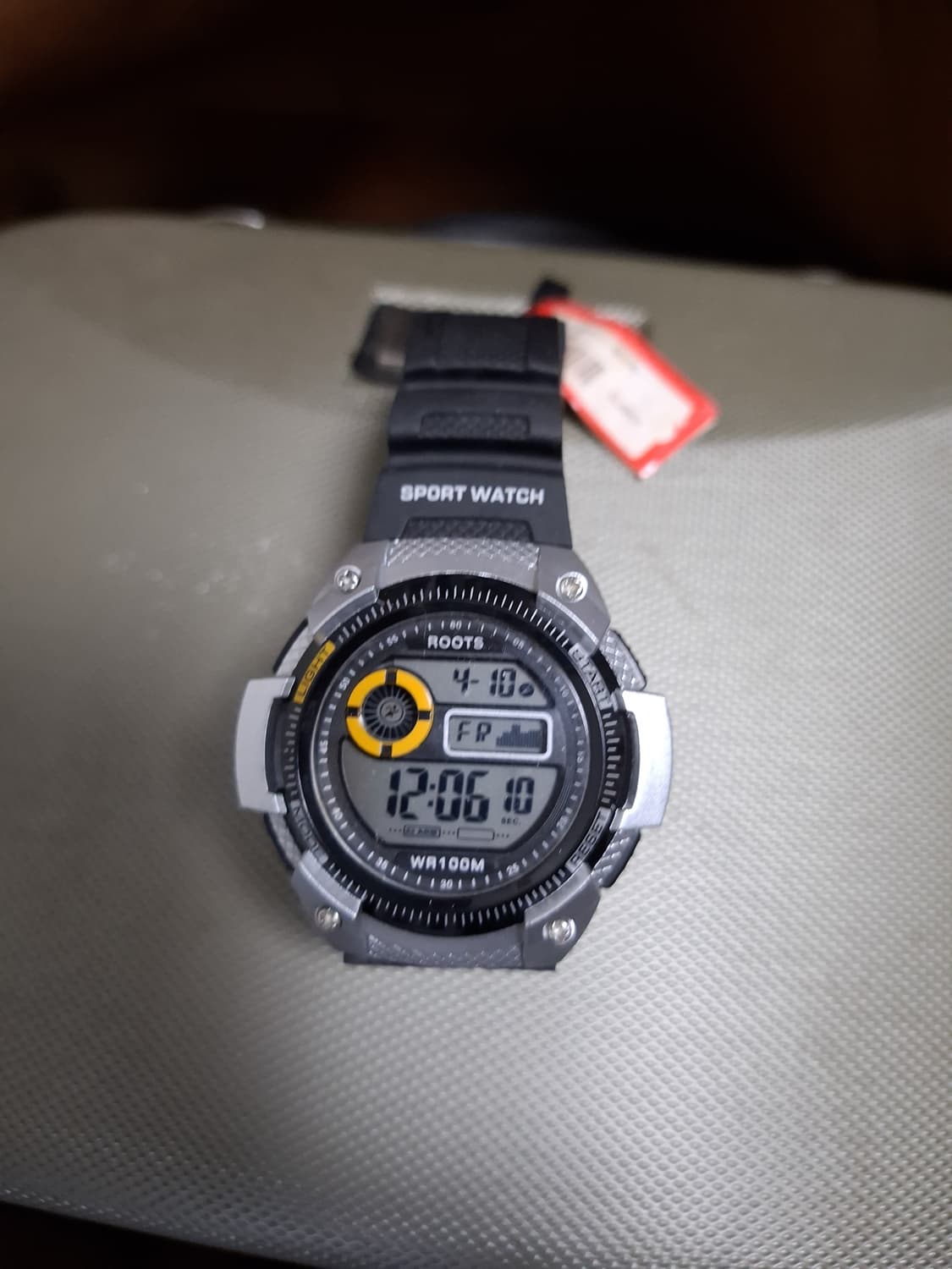 roots 스포츠시계 상품이미지1