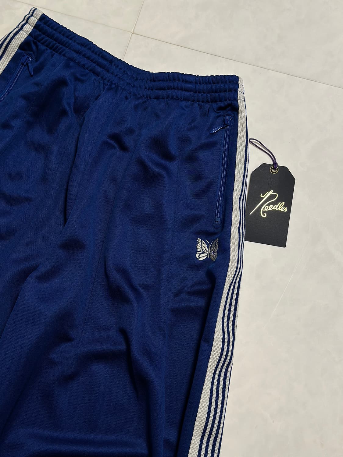 니들스 HD트랙팬츠 로얄블루 상품이미지2