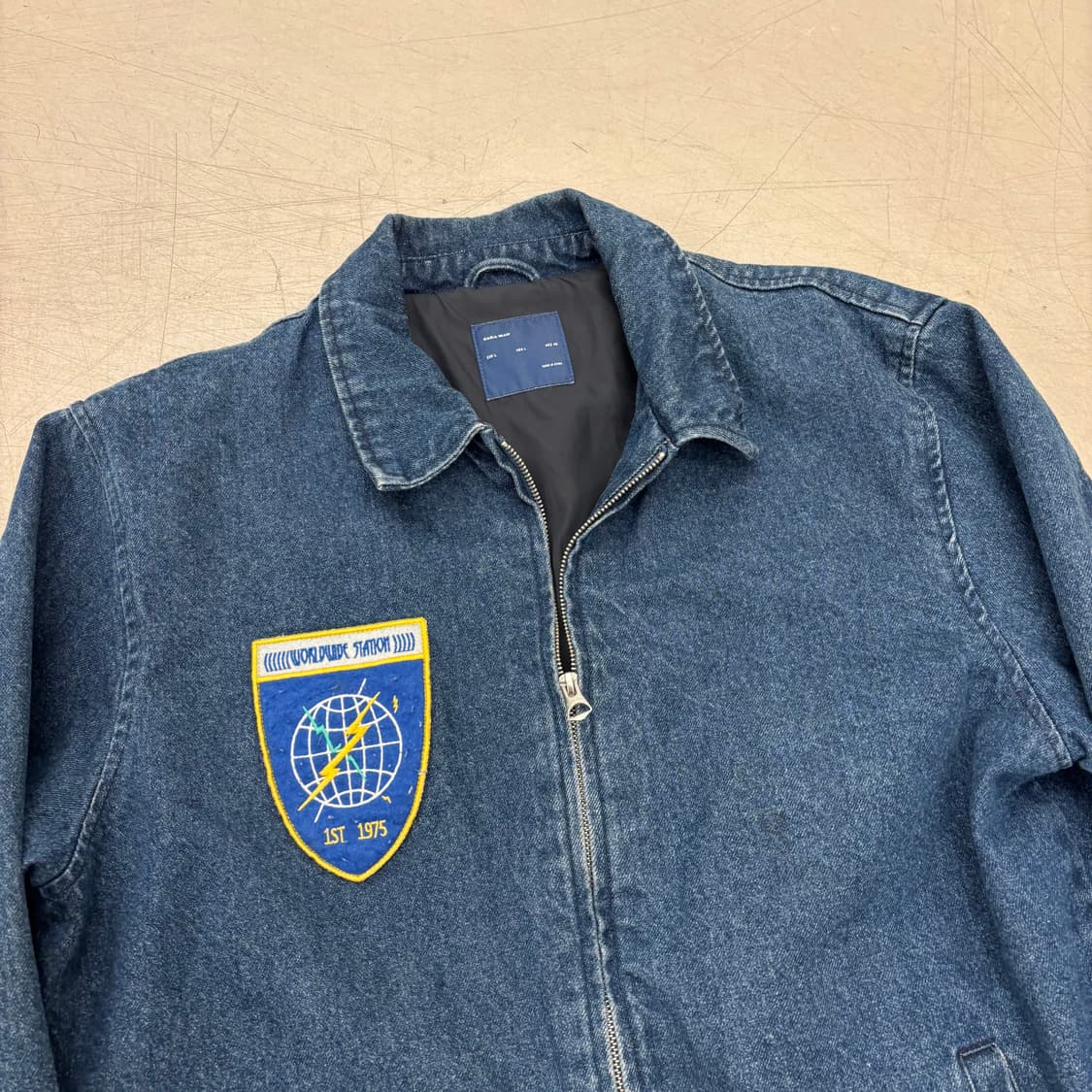 자라 패치 데님 자켓 상품이미지2