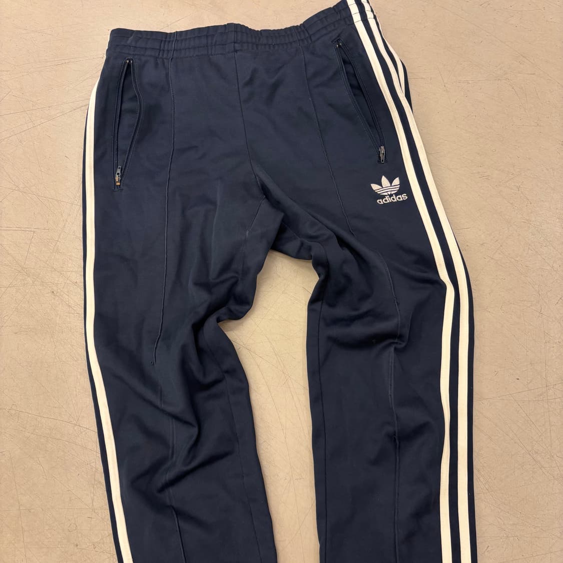 아디다스 삼선 오리지널 트랙 팬츠 상품이미지2