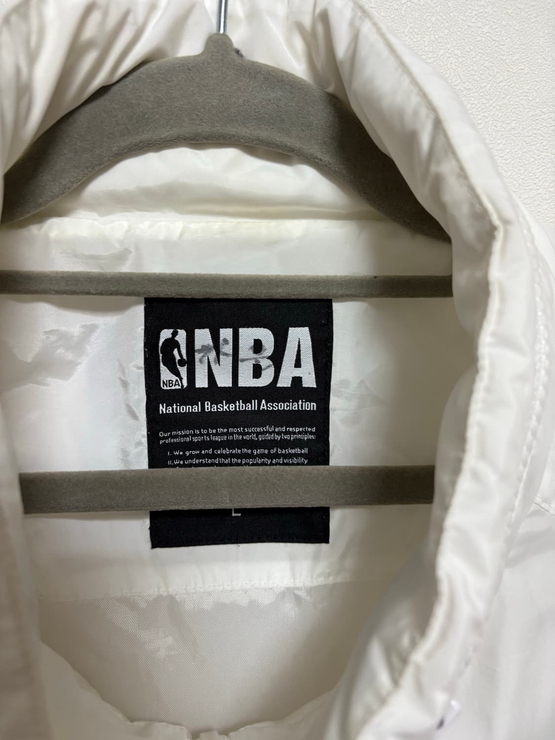 NBA 로스엔젤레스 레이커스 화이트 바람막이 상품이미지5