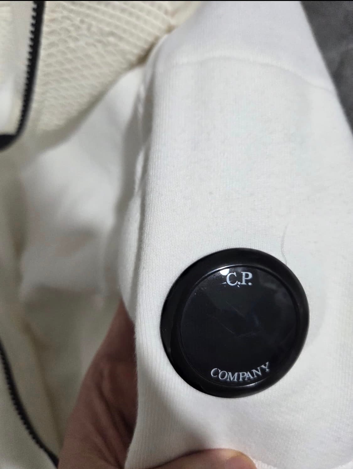 cp컴퍼니 고글 후드 집업 상품이미지2