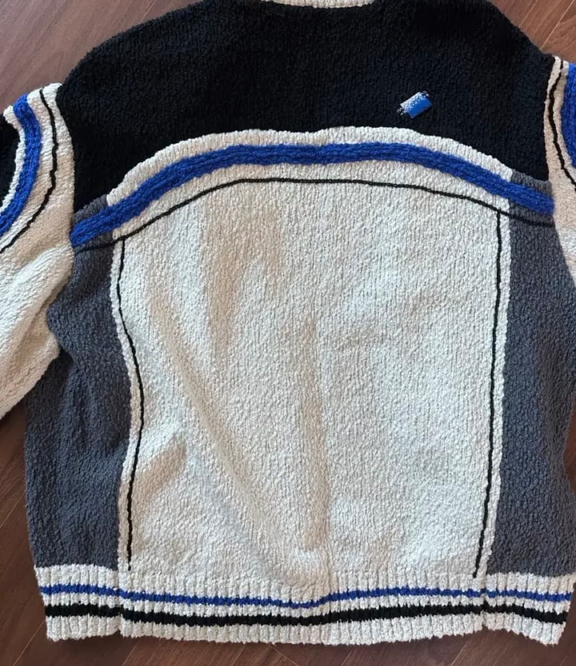 아더에러 알리브 니트 집업 상품이미지3