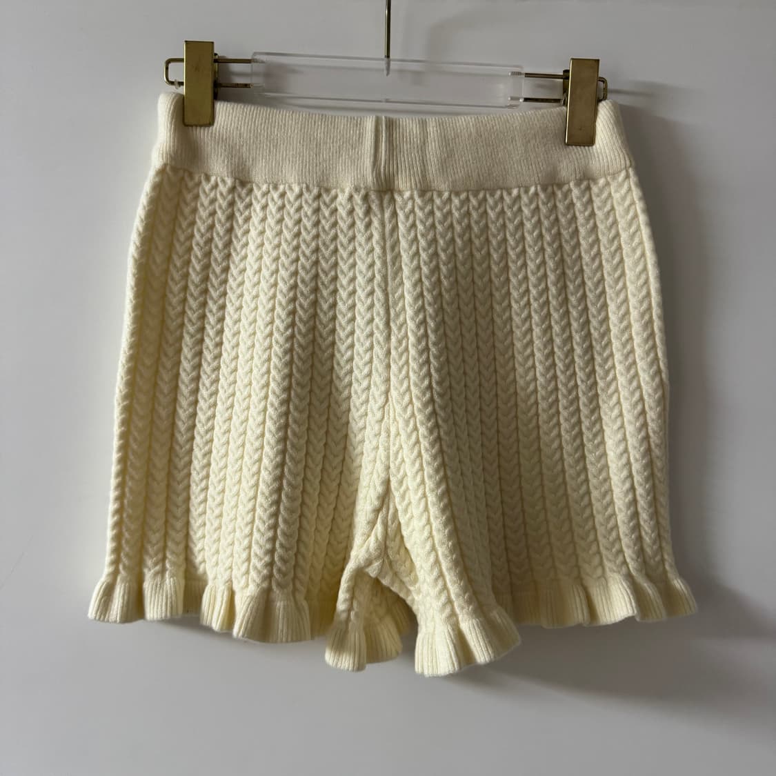 새상품 니트 프릴 반바지 (아이보리) 상품이미지3