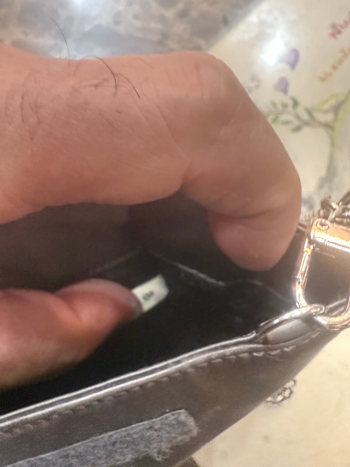 정품 프라다 실크 미니 체인 크로스백 팝니다 상품이미지9