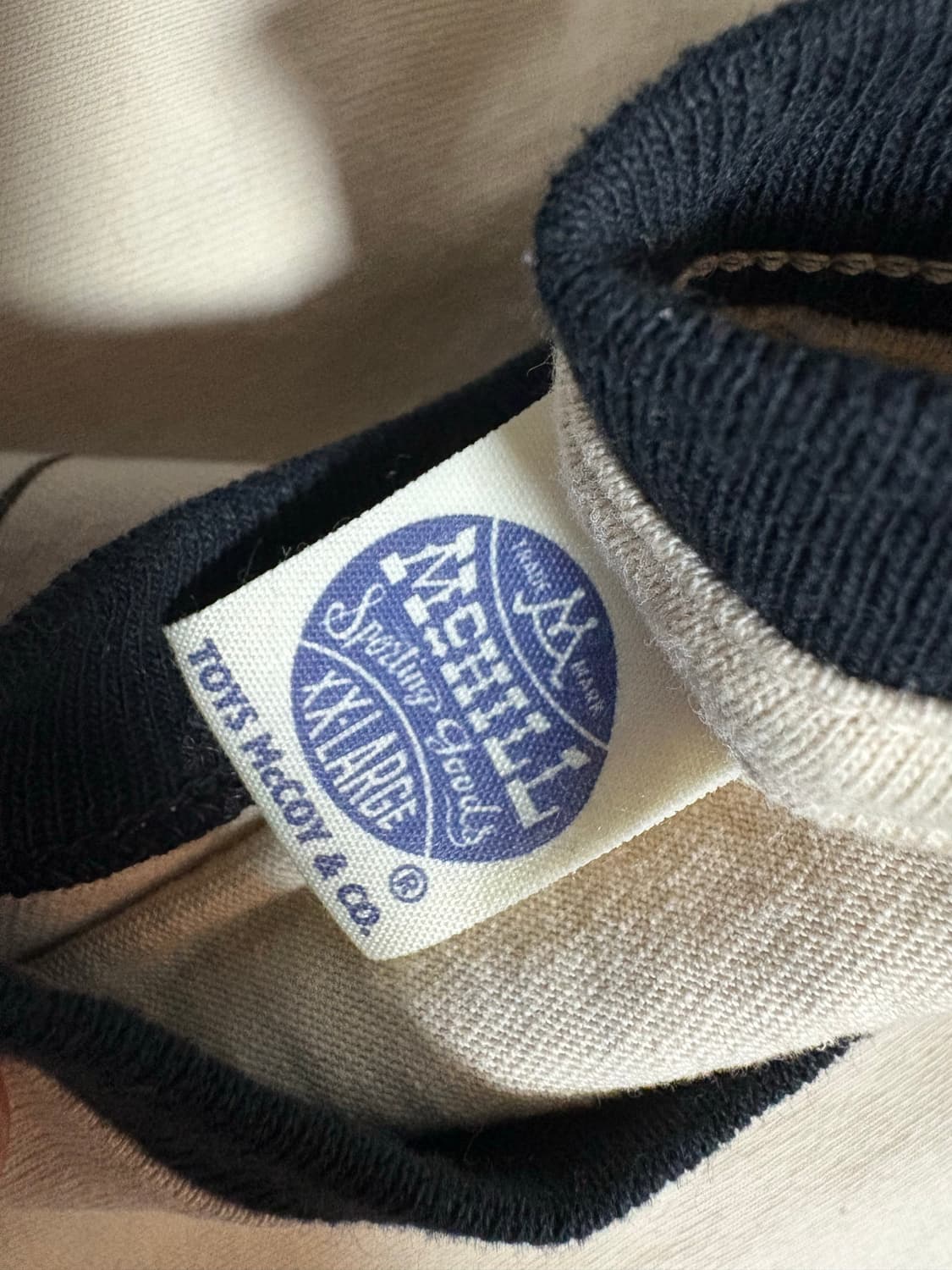 토이즈맥코이 조니링거티 티셔츠 BECK CORP 베이지 상품이미지3