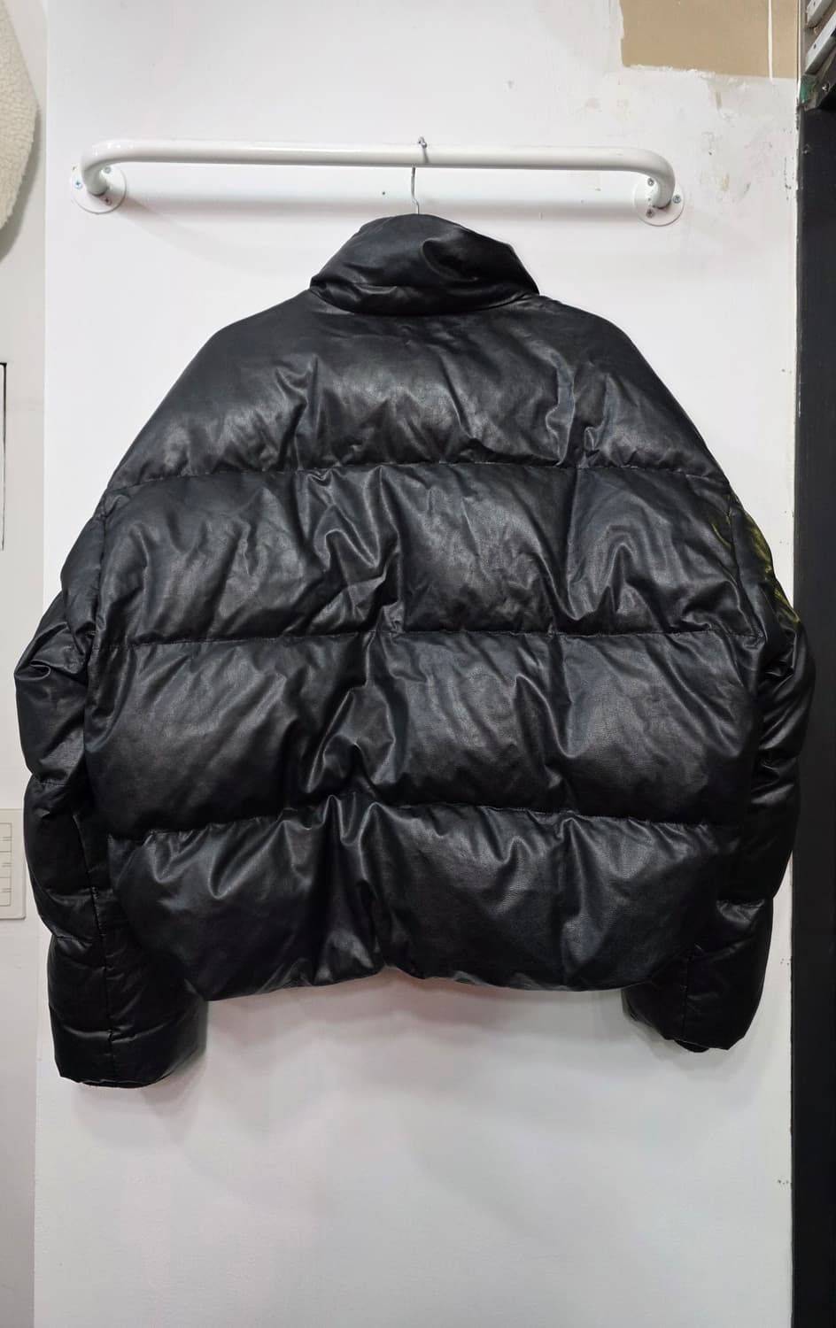 스튜디오 톰보이 여성 레더 덕다운 패딩 상품이미지2