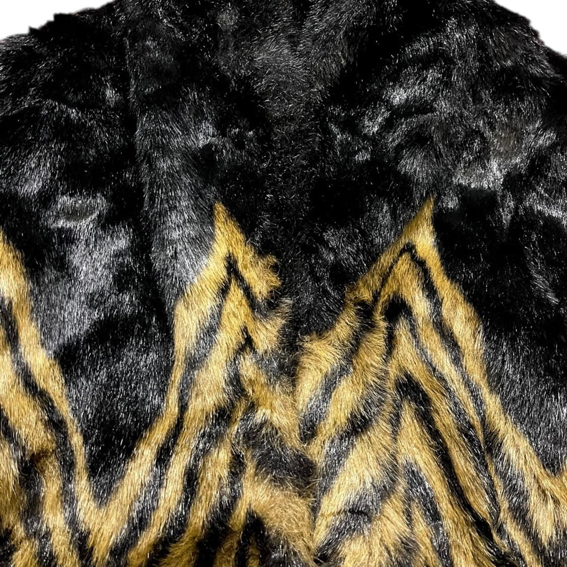 ABSTRACT FUR COAT 상품이미지3