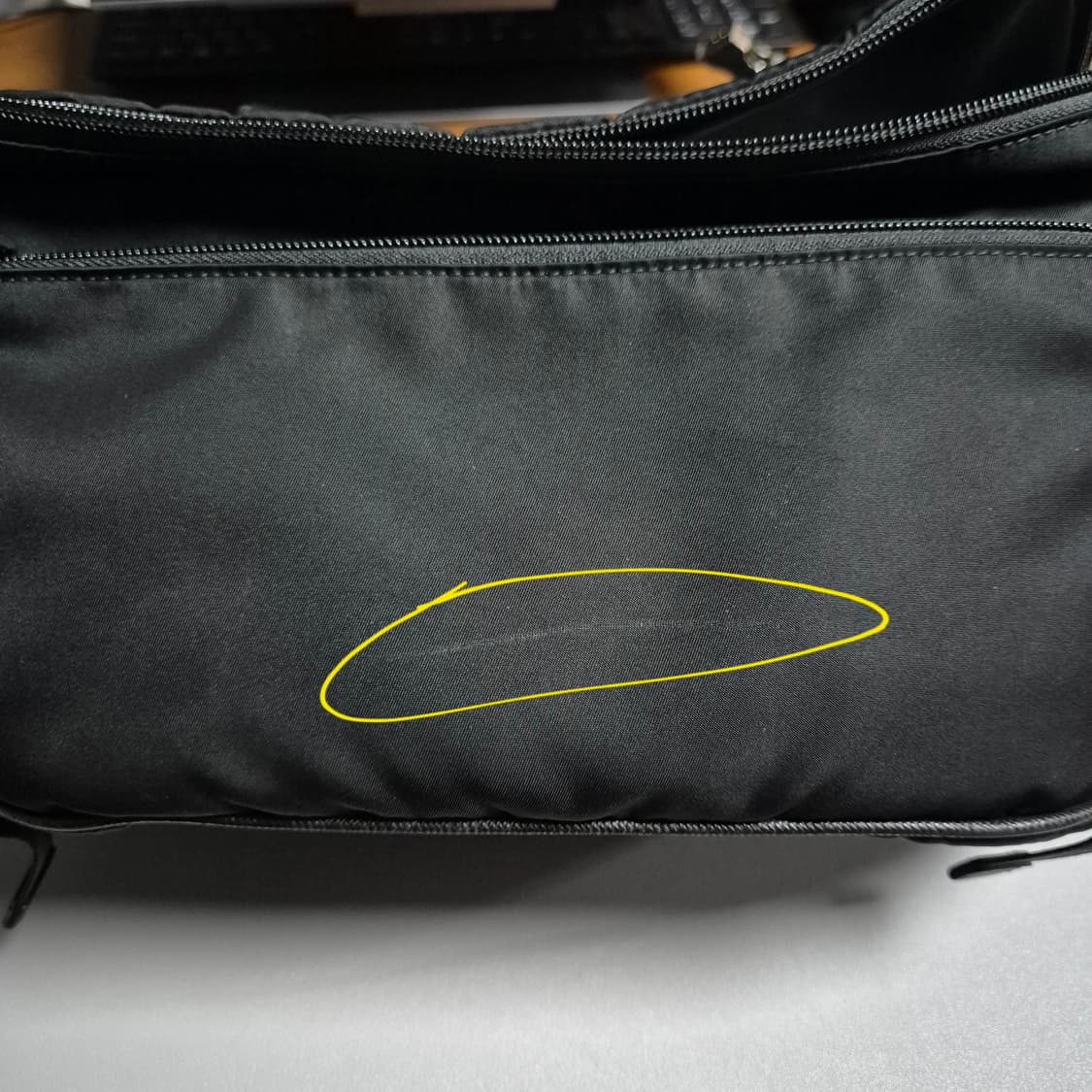 프라다 바이커백 L 라지 (2VH991) 상품이미지9