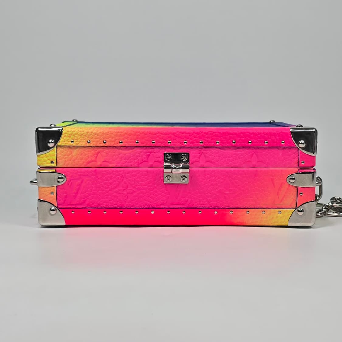 루이비통 모노그램 일루전 트렁크 백 상품이미지6