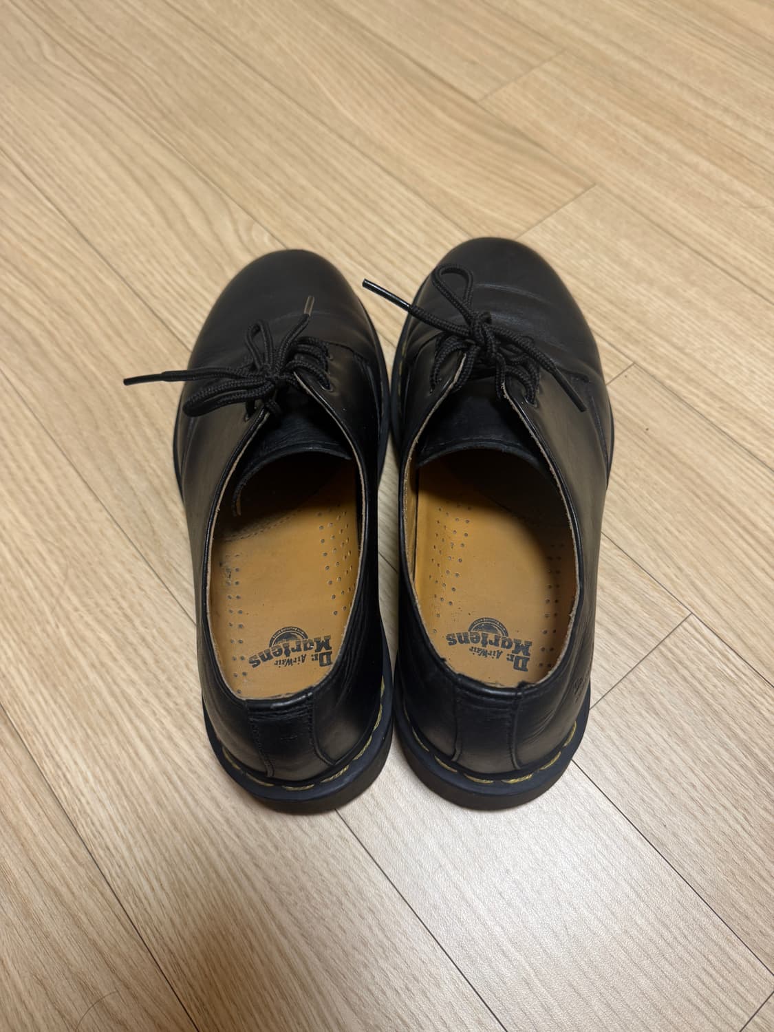 uk6,250) 109,000원 닥터마틴 1461 나파 3홀 블랙 더비 상품이미지3