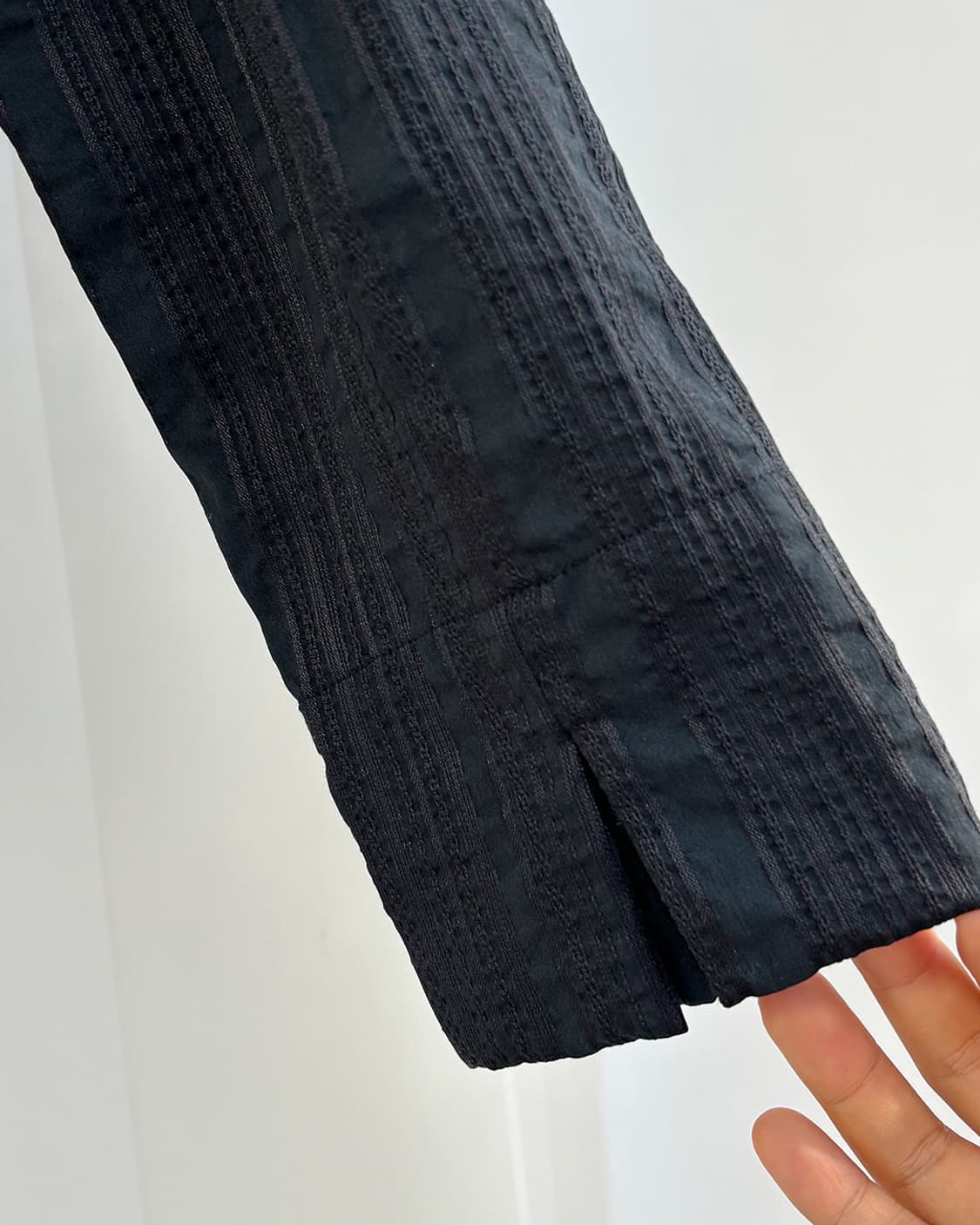 odessa 프릴 칼라 프론트 셔링 긱 블랙 셔츠 상품이미지5