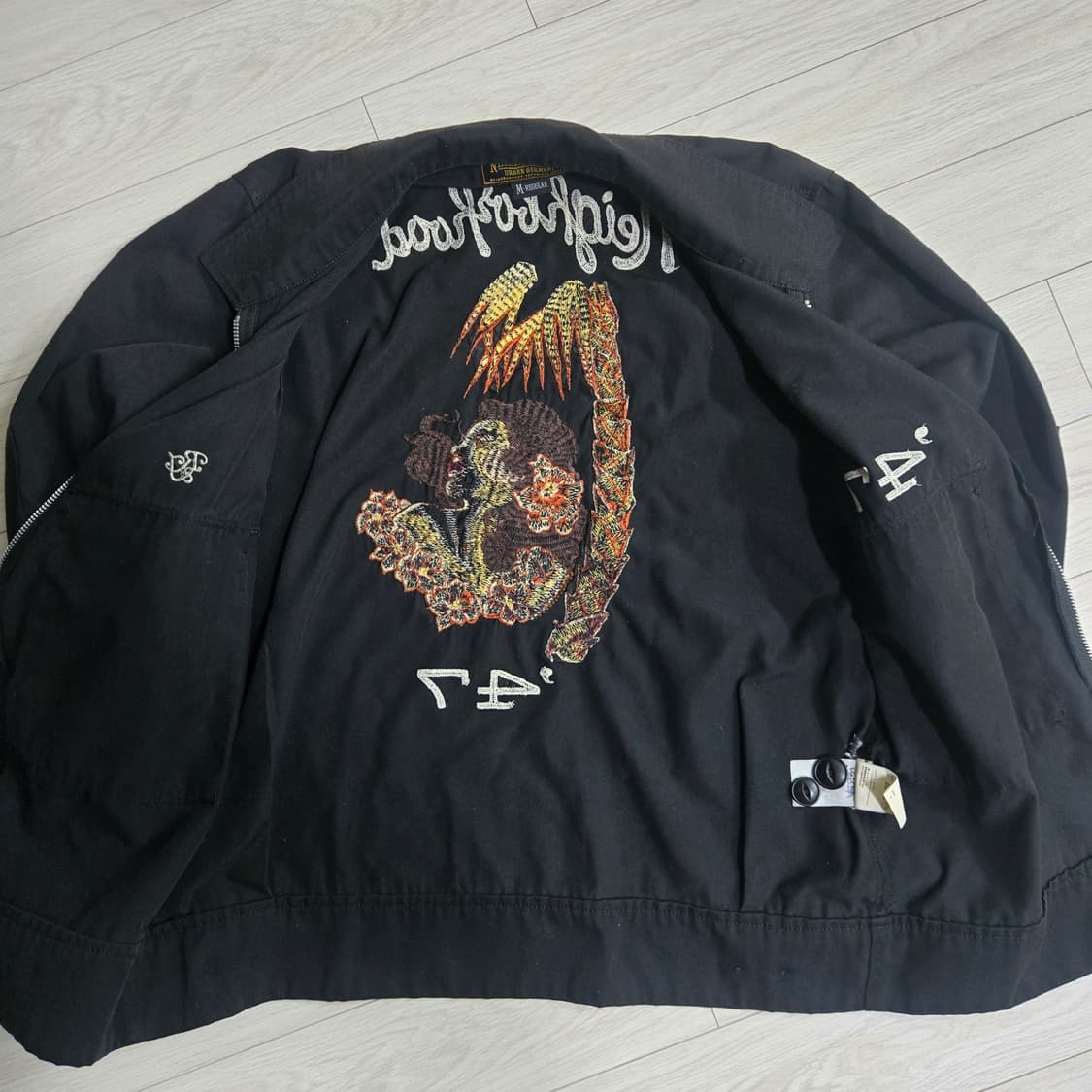 네이버후드 11ss 알로하걸 수베니어 드리즐러 자켓 상품이미지4