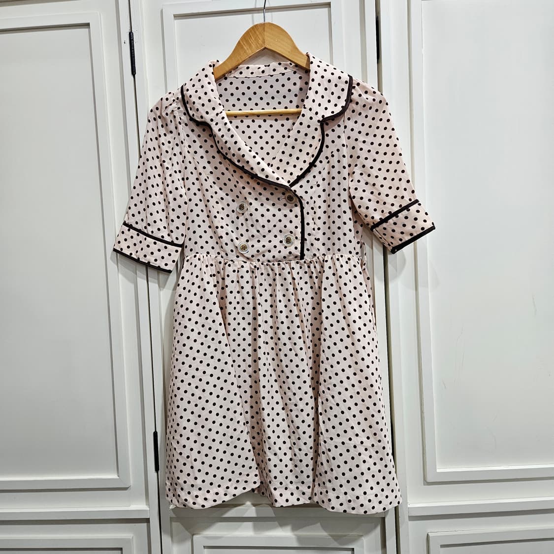 앙크루즈 핑크 도트 반팔 원피스 더블버튼 상품이미지1