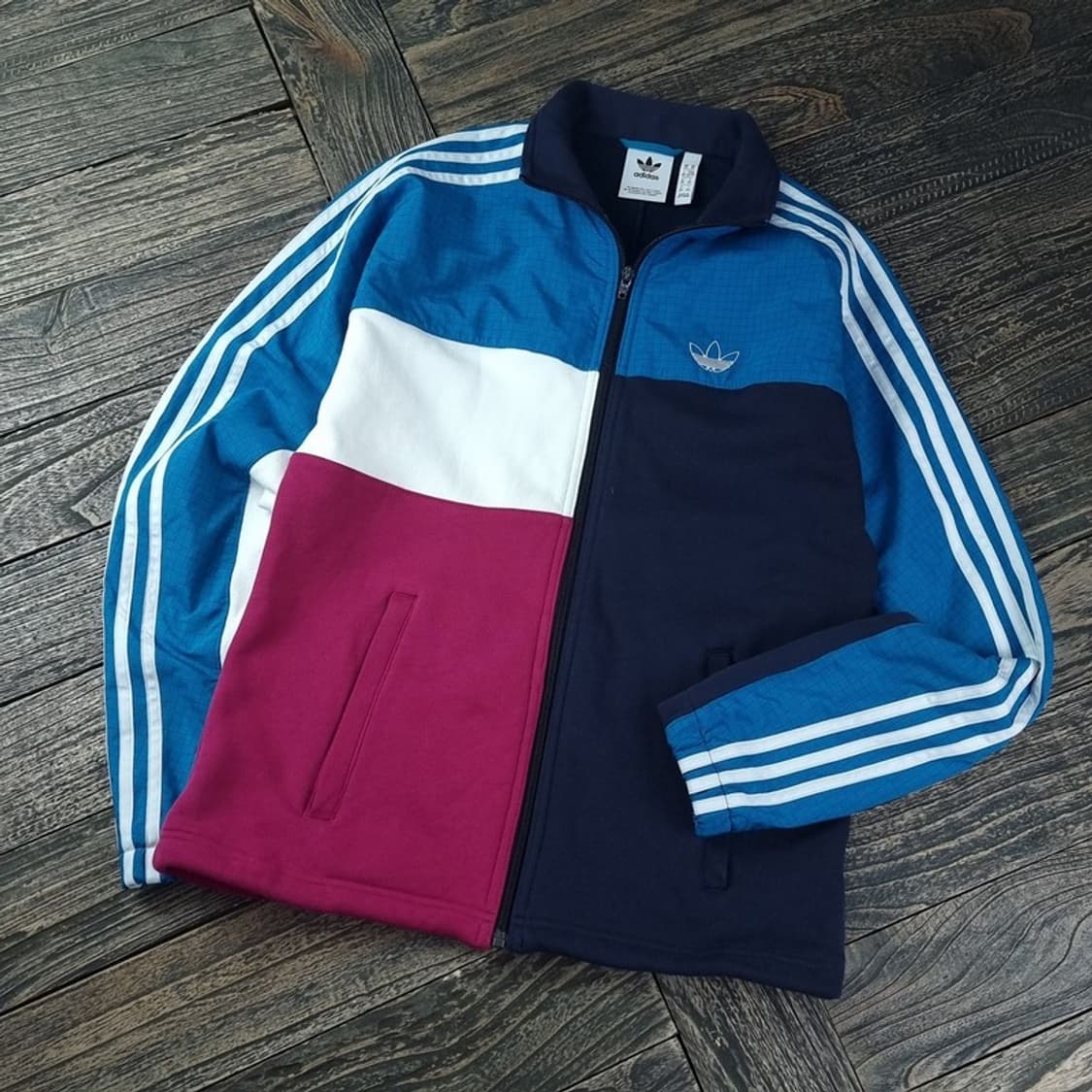 [아디다스] 불꽃 로고 패치 멀티 컬러 삼선 바람막이 자켓 M18346 상품이미지1