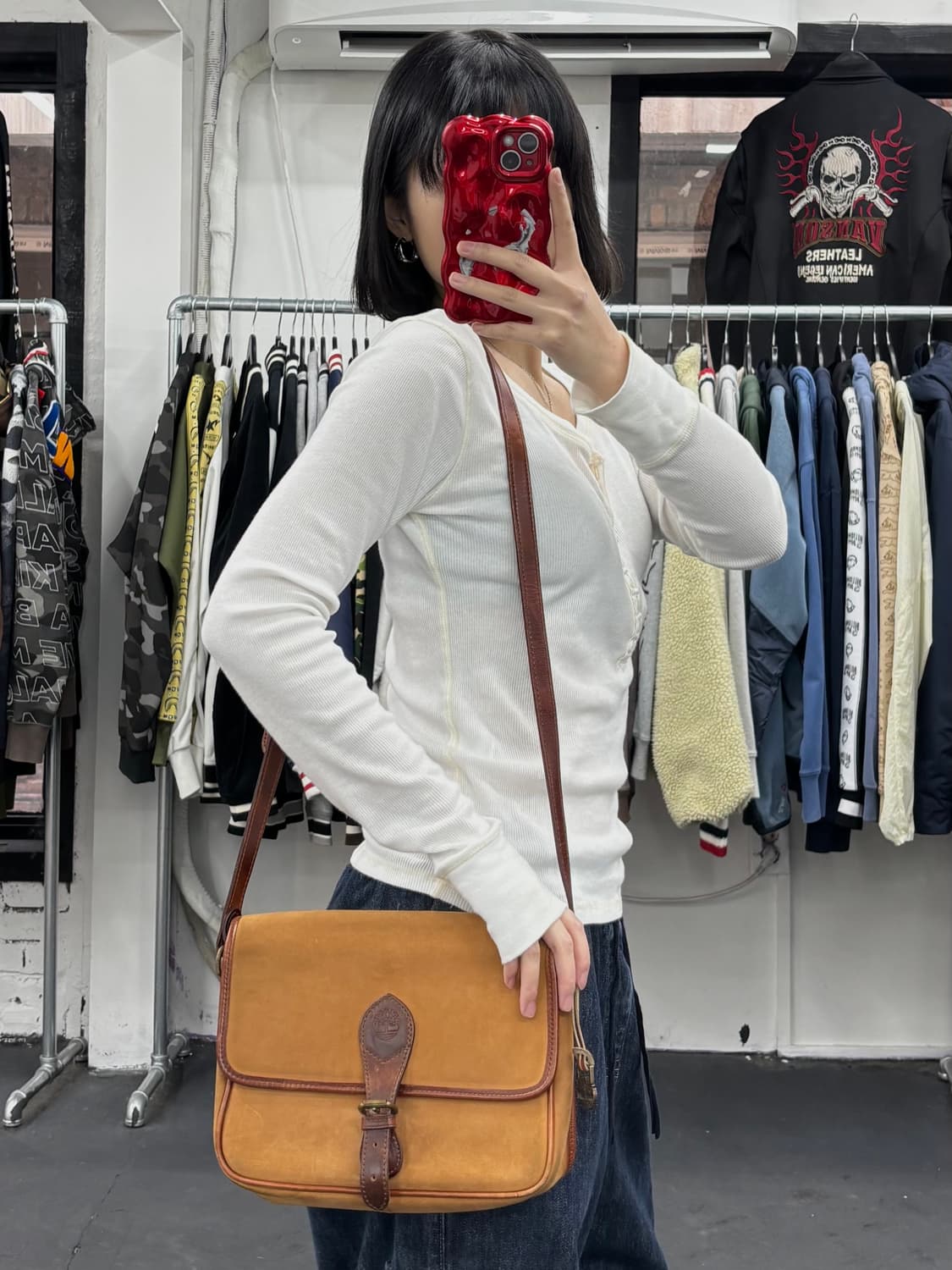 팀버랜드 누벅 숄더백  상품이미지2