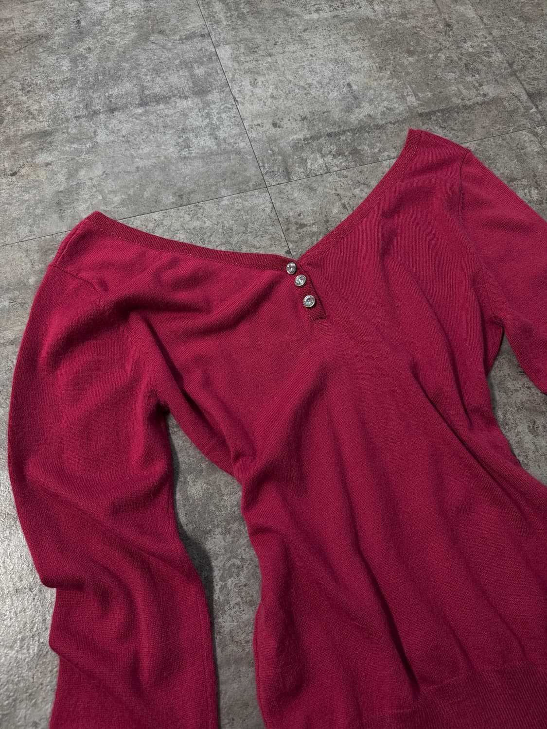 투 웨이 와이드 넥 버튼 니트 상품이미지5