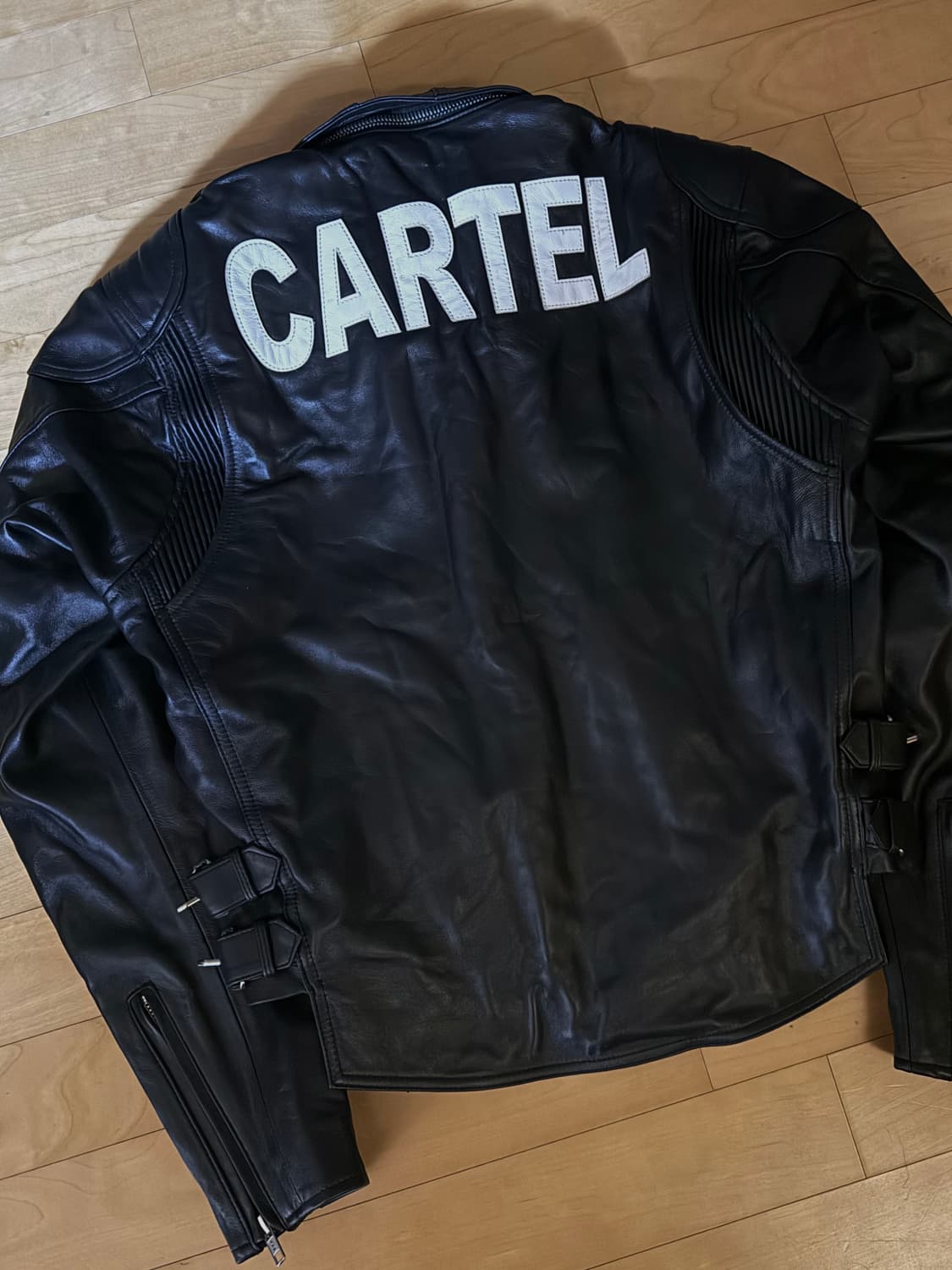 선데이오프클럽 CARTER 카르텔 블랙 레더 크롭 자켓 2 상품이미지4