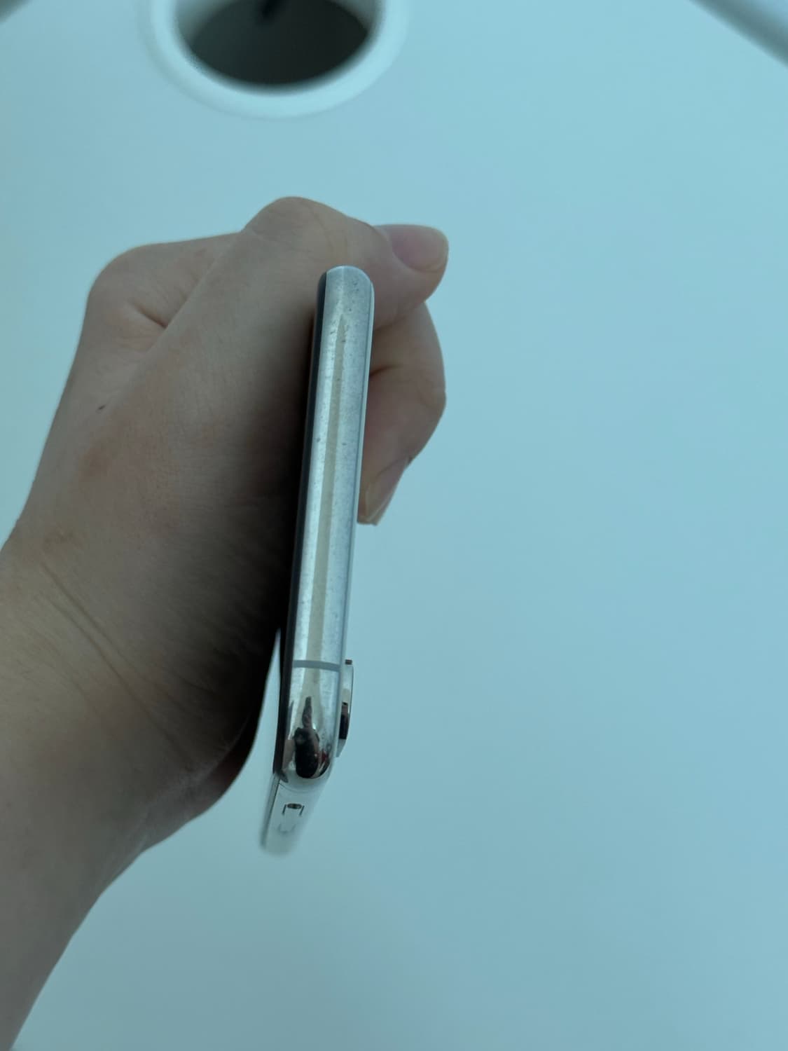 아이폰XS 64G 실버 + 정품 실리콘 화이트케이스 상품이미지5